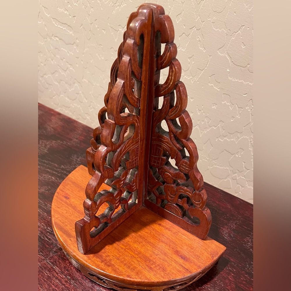 Ornate Wooden two sided shelf
